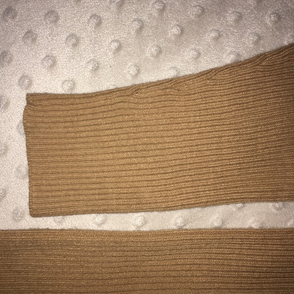 Sweater - Picture 3 of 8